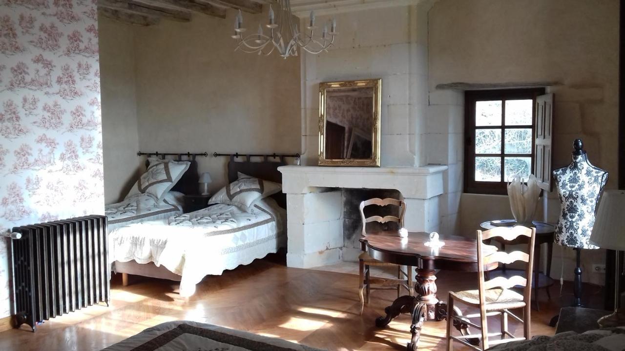 Manoir De La Fontaine Du Chene Bed and Breakfast Coutures  Εξωτερικό φωτογραφία